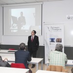 Detalle de la Inauguración de las aulas de Teledocencia URJC del CEI. Rector Fernando Suárez Bilbao. Abril de 2015.